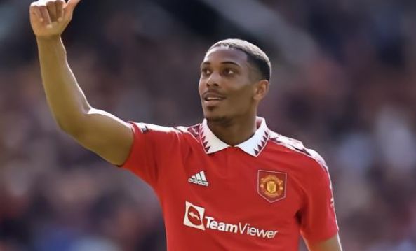 吸纳明星球 吸纳明星球